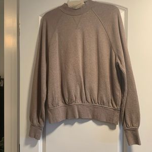 NWT Uinversal Thread size small tan Crewneck sweatshirt